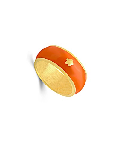 ANILLO DORADO DE ACERO CON ESMALTE COLOR CARAMELO Y ESTRELLA CENTRAL