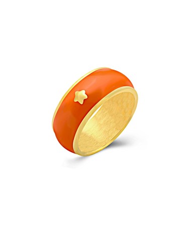 ANILLO DORADO DE ACERO CON ESMALTE COLOR CARAMELO Y ESTRELLA CENTRAL