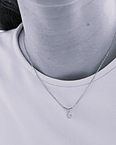 COLLAR PLATA 1ª LEY DISEÑO CENTRAL CON CRISTAL FACETADO OVAL
